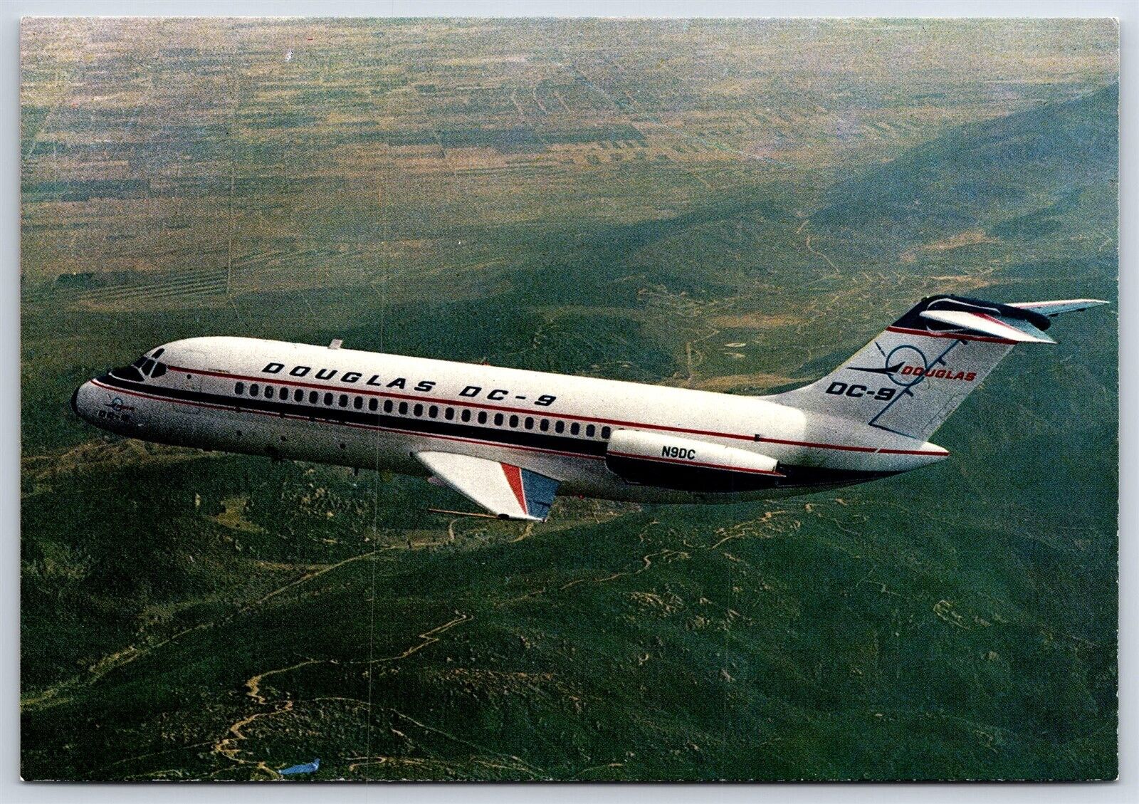 Airplane Postcard McDonnell Douglas DC-9 In Flight Plane Stats Italy Issue CP4